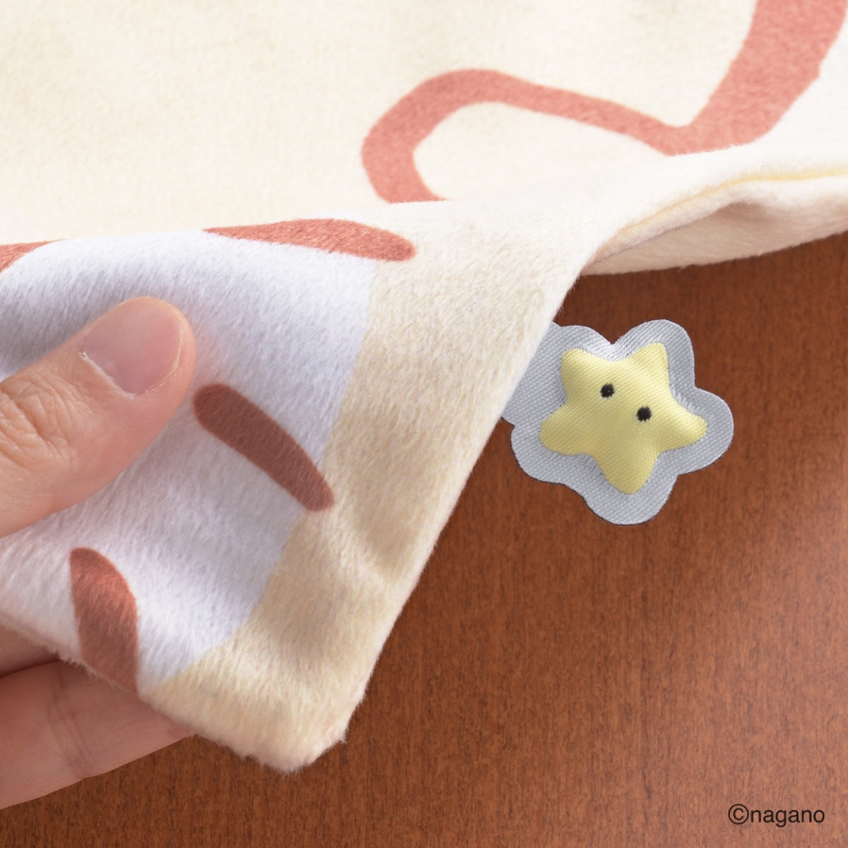 Chiikawa Cushion Cover (Usagi Flower)