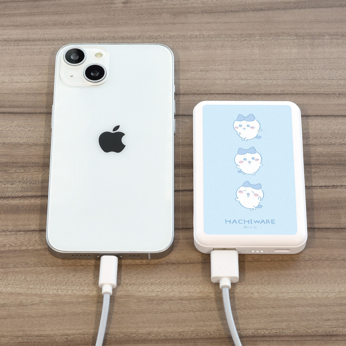 Chiikawa MagSafe Compatible Wireless Lithium Charger 5000mAh (Hachiware)