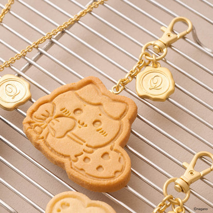 Chiikawa Q-pot. Milk Cookie Bag Charm (Hachiware)