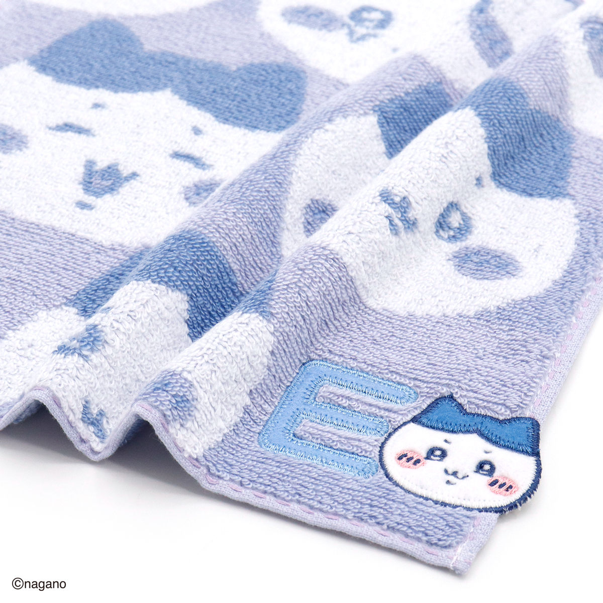 ちいかわ イニシャル タオルハンカチ（ハチワレ）