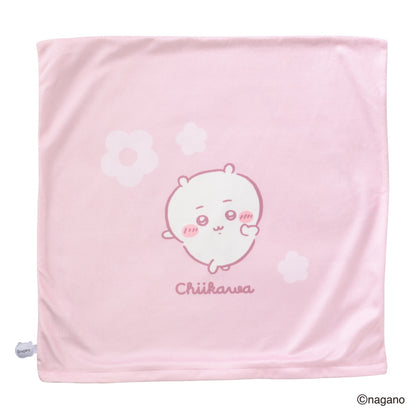 Chiikawa Cushion Cover (Chiikawa Flower)