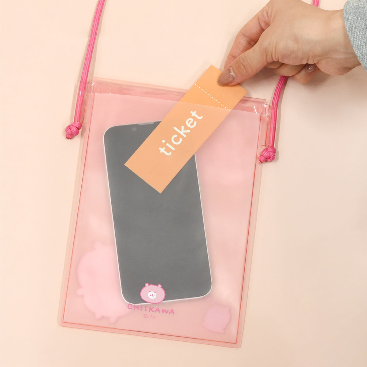 치이카와 IIIIpocket Clear 스마트폰 파우치 (치이카와)