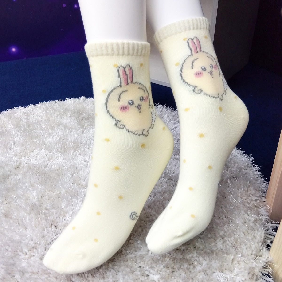 ちいかわ クルーソックス（うさぎドット クリーム）