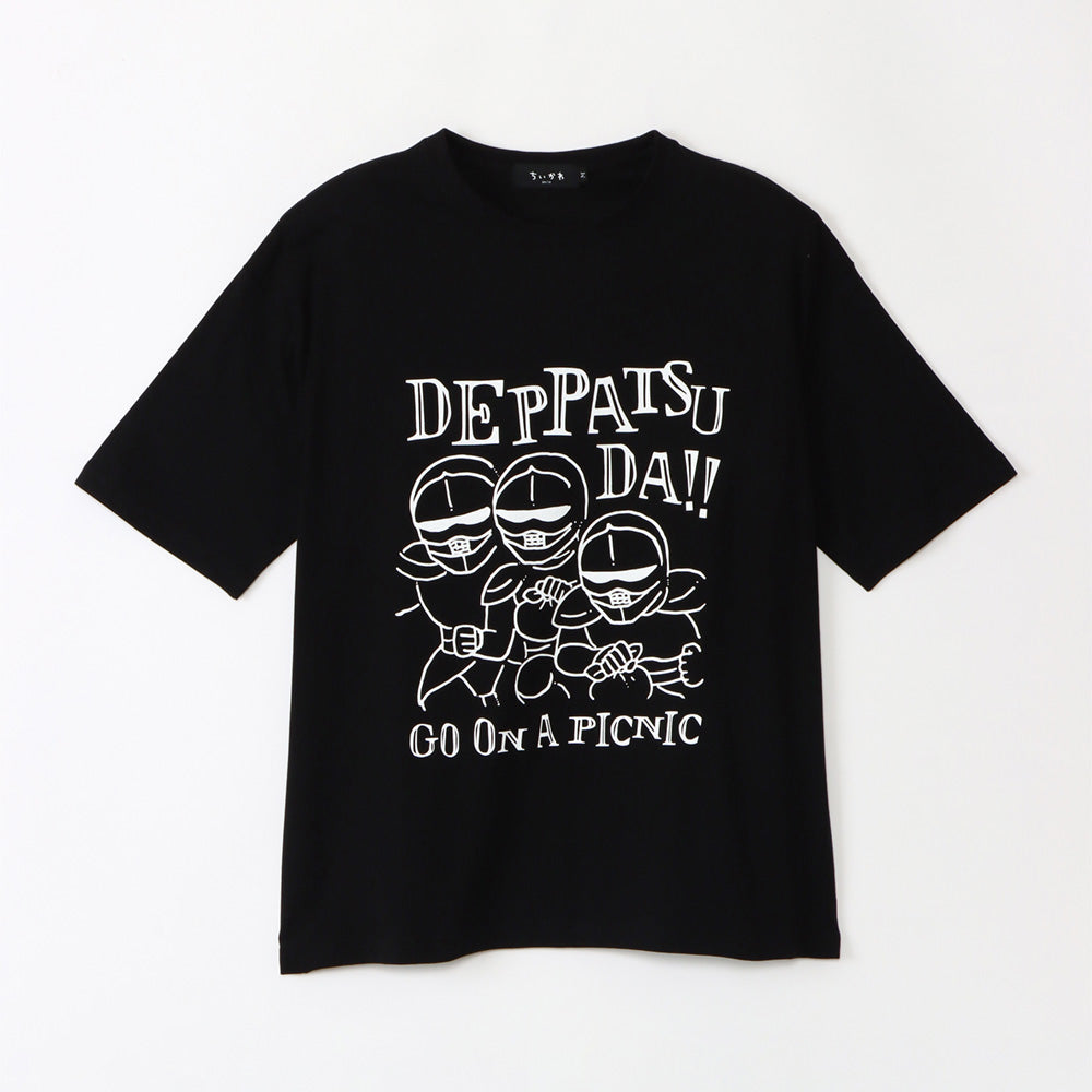 ちいかわ お出かけ楽しみ！な ビッグTシャツ 鎧デッパツ ブラック