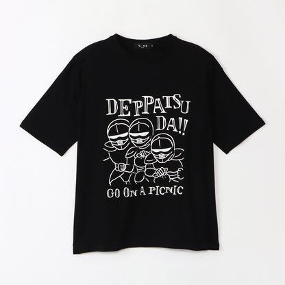 ちいかわ お出かけ楽しみ！な ビッグTシャツ 鎧デッパツ ブラック