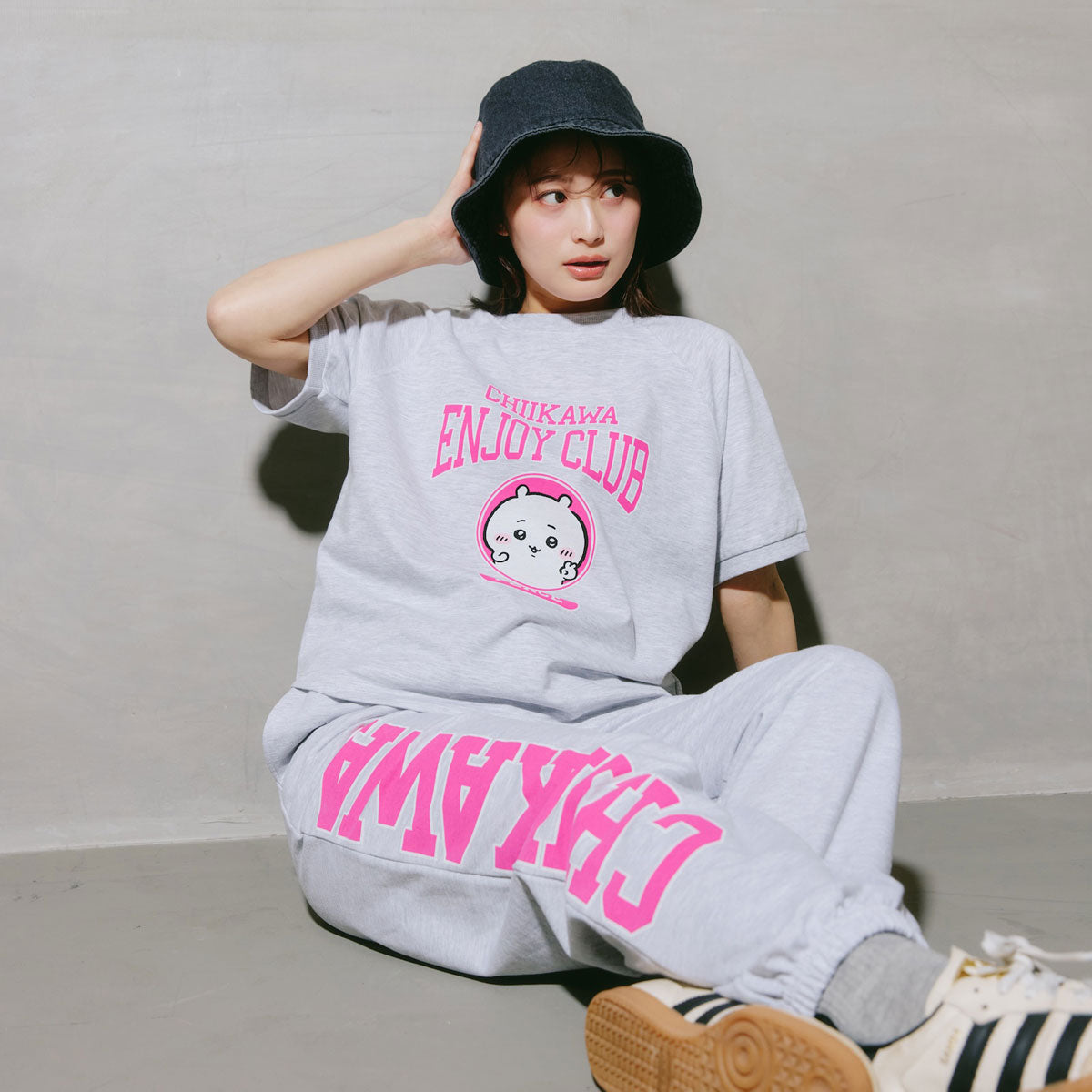ちいかわ Tシャツ ピース ちいかわ 杢グレー