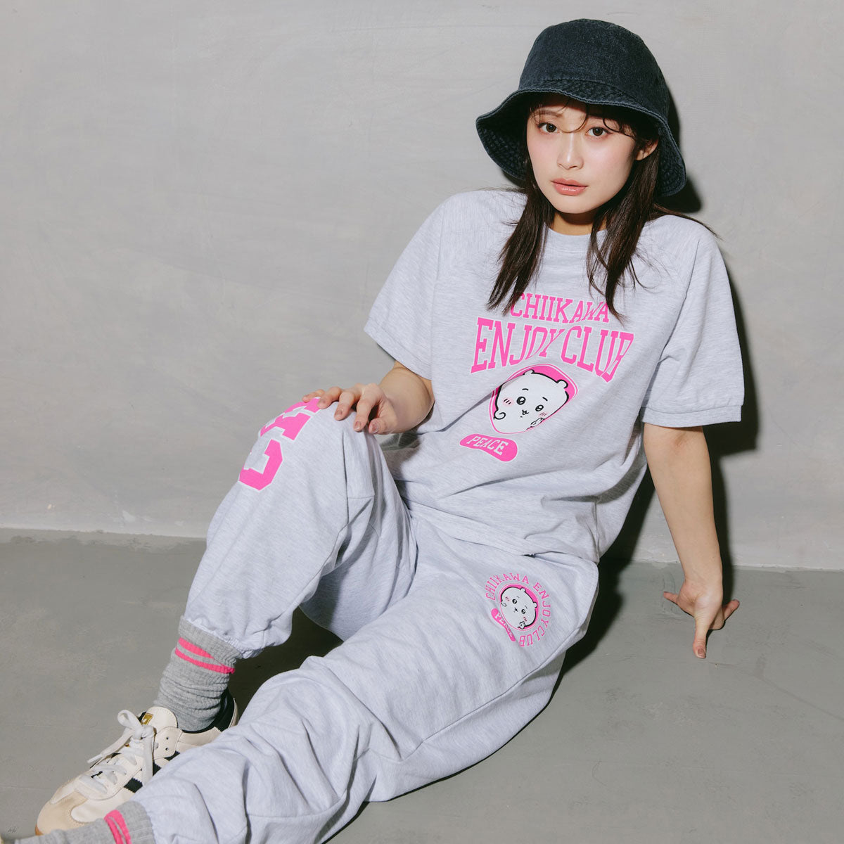 ちいかわ Tシャツ ピース ちいかわ 杢グレー