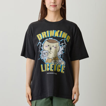ちいかわ Tシャツ DRINKING LICENCE ブラック