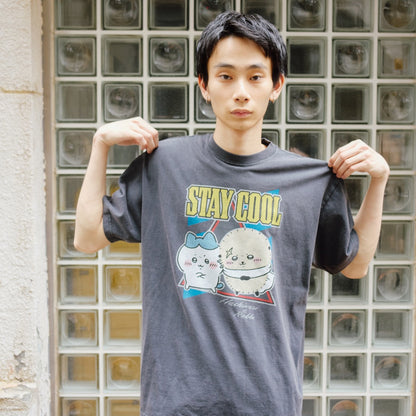 吉伊卡哇 T恤 STAY COOL 炭黑色