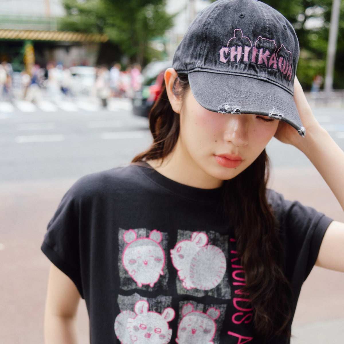 Chiikawa Wide Sleeveless FRIENDS ABOVE ALL (Black)