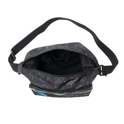 Chiikawa Body Bag Drink Water On Time (Black)