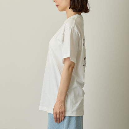 Chiikawa Movie "Chiikawa" T-shirt Binyoyo (White)