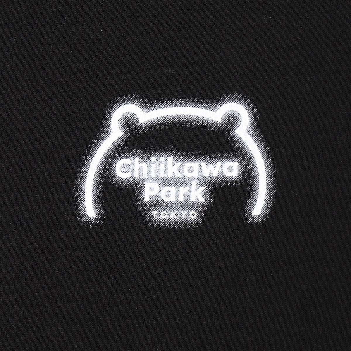 Chiikawa Chiikawa Park T-shirt Theme Design (Black)