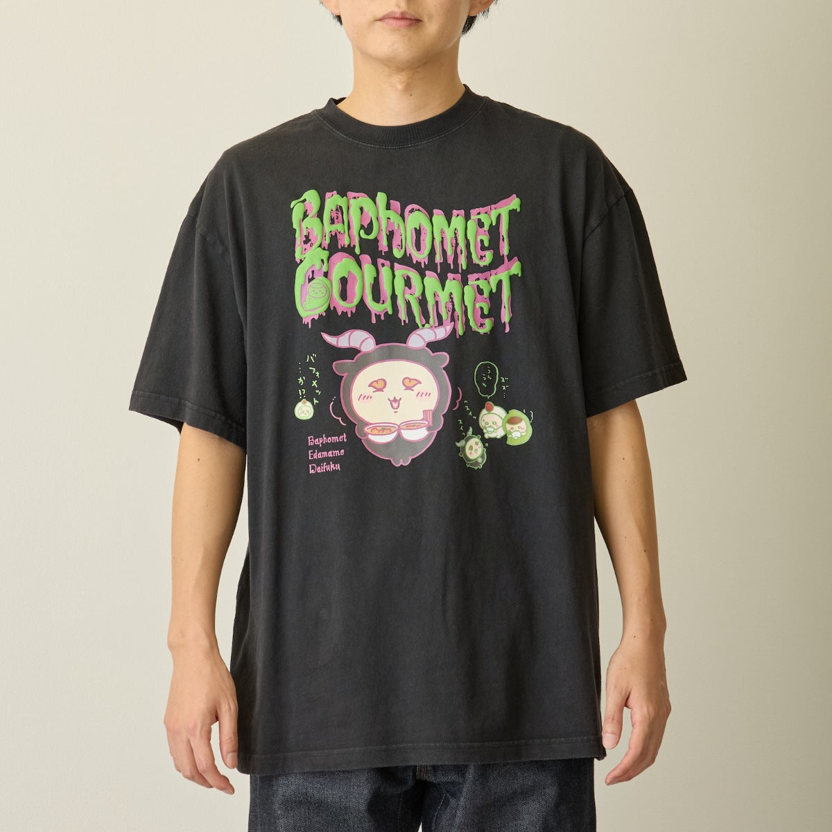 ちいかわ 発泡プリントTシャツ BAPHOMET GOURMET ブラック