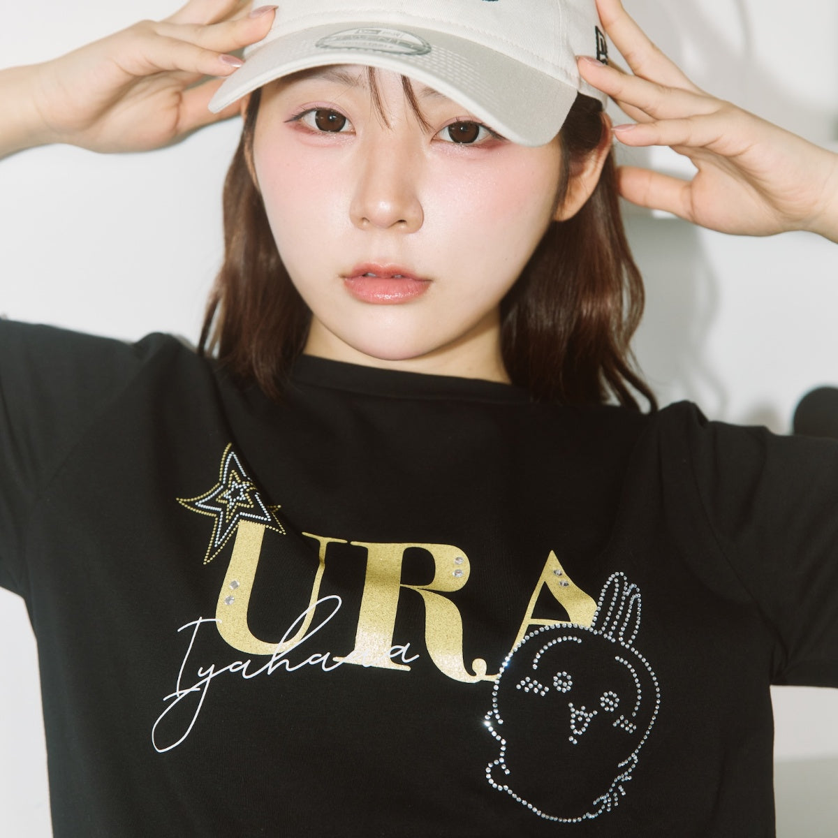 ちいかわ ラインストーンTシャツ DECO（うさぎ）ブラック