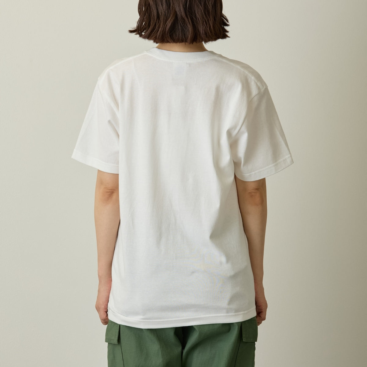 ちいかわ ちいかわベーカリー Tシャツ パンなモモンガと古本屋 ホワイト