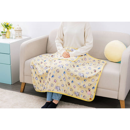 Chiikawa Warm 3-Way Blanket with Storage Pockets (Pastel Yellow)