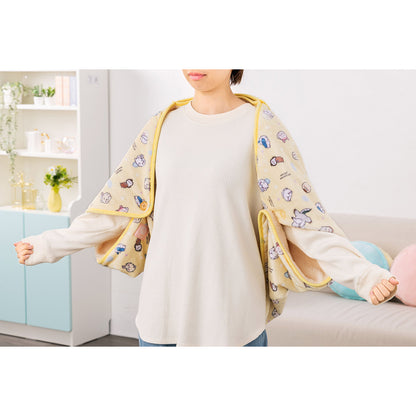 Chiikawa Warm 3-Way Blanket with Storage Pockets (Pastel Yellow)