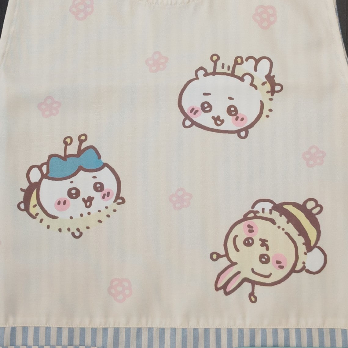 Chiikawa Bee Print Apron