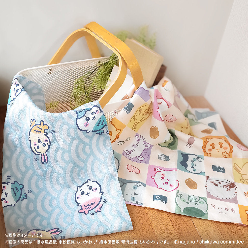 Chiikawa Water Repellent Furoshiki (Checkered Pattern)