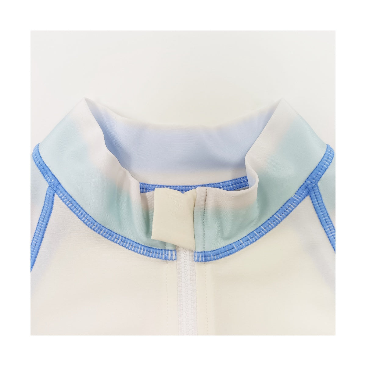ちいかわ アニメ『ちいかわ』 女児小寸ラッシュガード 130cm BLUE