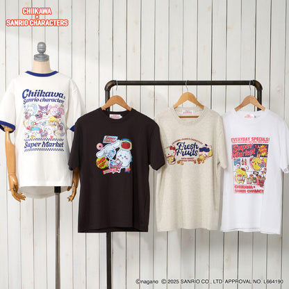 ちいかわ×サンリオキャラクターズ スーパーマーケットなTシャツ ちいかわ・シナモロール スミ