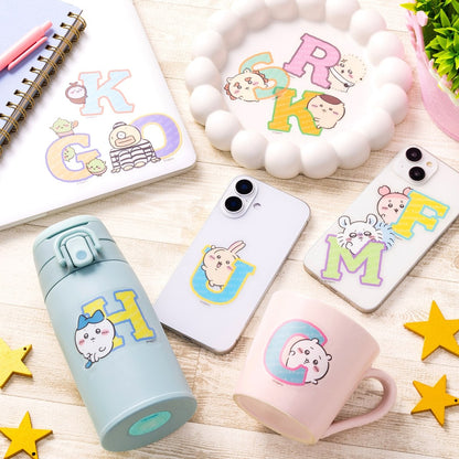 ちいかわ ちいかわパーク アルファベットなスマホに貼れるサイズの耐熱耐水ステッカー（ラッコ）