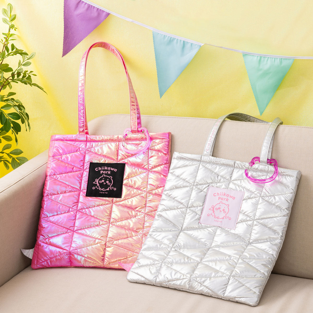 Chiikawa Park Quilted Tote Bag (Silver)