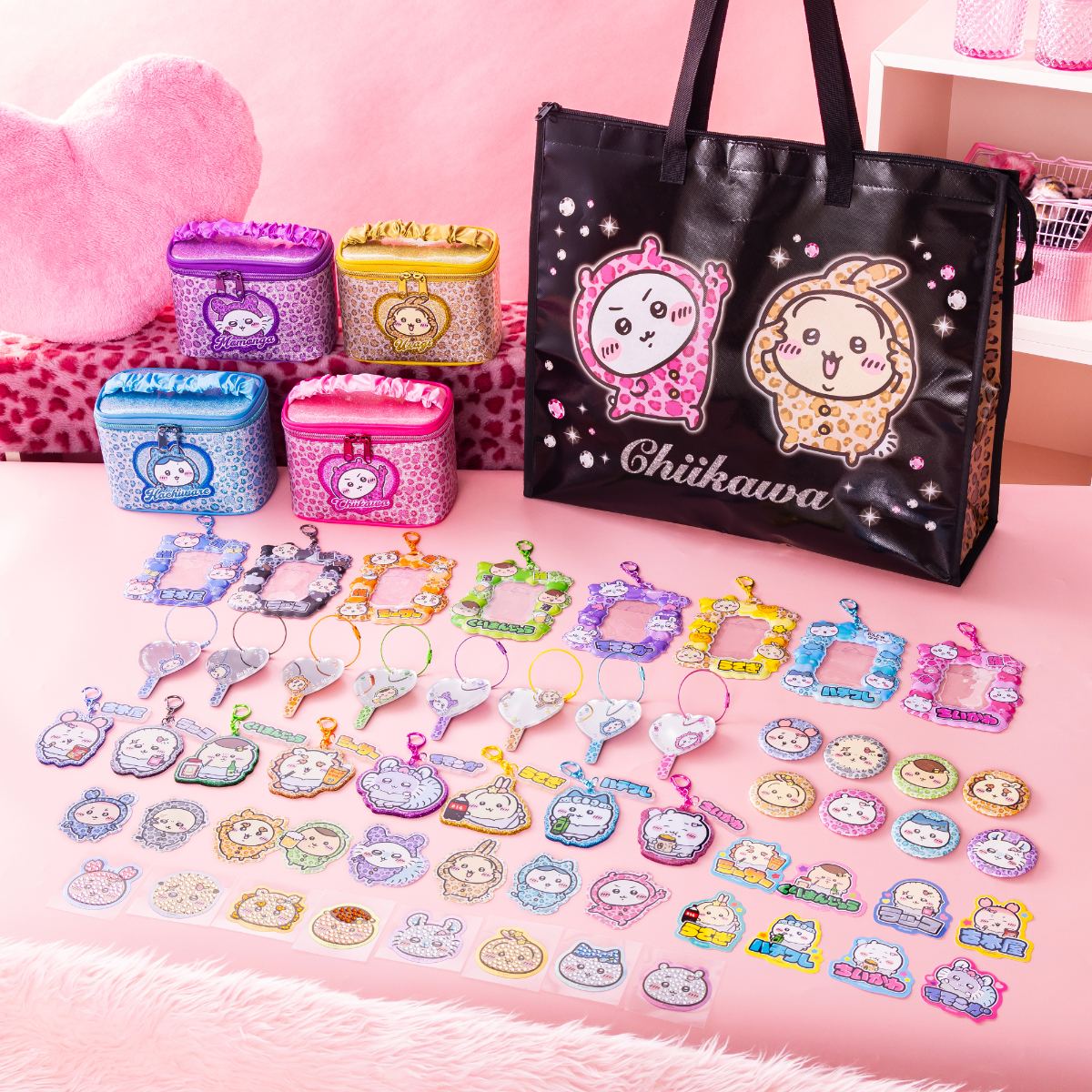 Chiikawa Glitter Face Phone-Sized Sticker (Usagi)