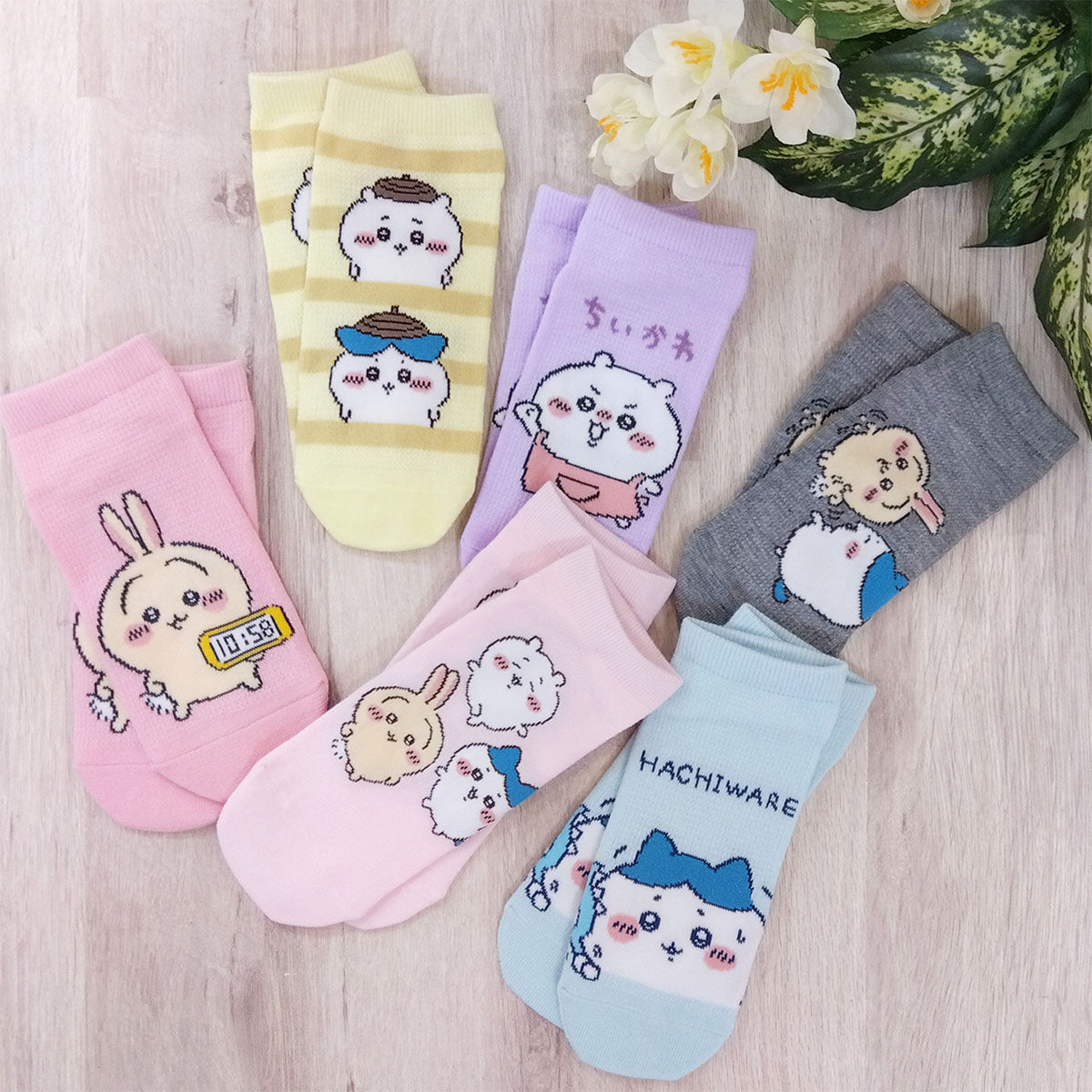 Chiikawa Mesh Sneaker-Length Socks (Hachiware Usagi) for Women