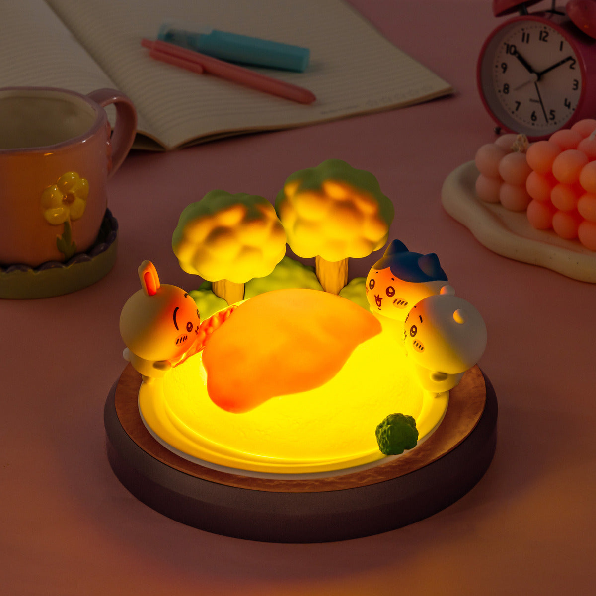 吉伊卡哇 巨型蛋包飯 LED 矽膠小夜燈