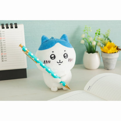 ちいかわ 持ちます！マスコット（ハチワレ）